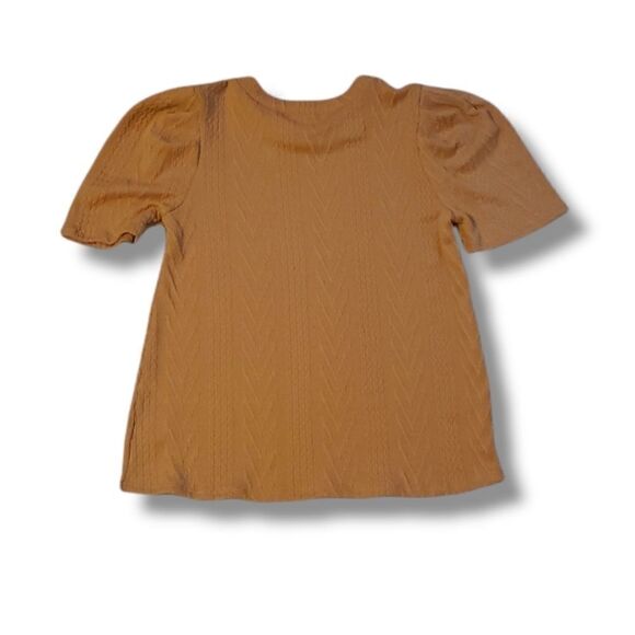 FSL Apparel Gold Short Puff Sleeve Sweater Top Size Medium NWOT - Picture 2 of 5